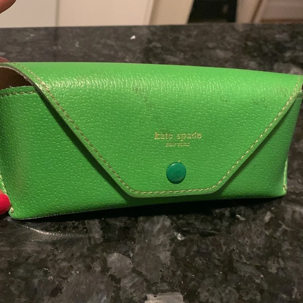 Bundle of 3 eyeglass/sunglass cases
2 TORY BURCH and 1 KATE SPADE case - Picture 12 of 14